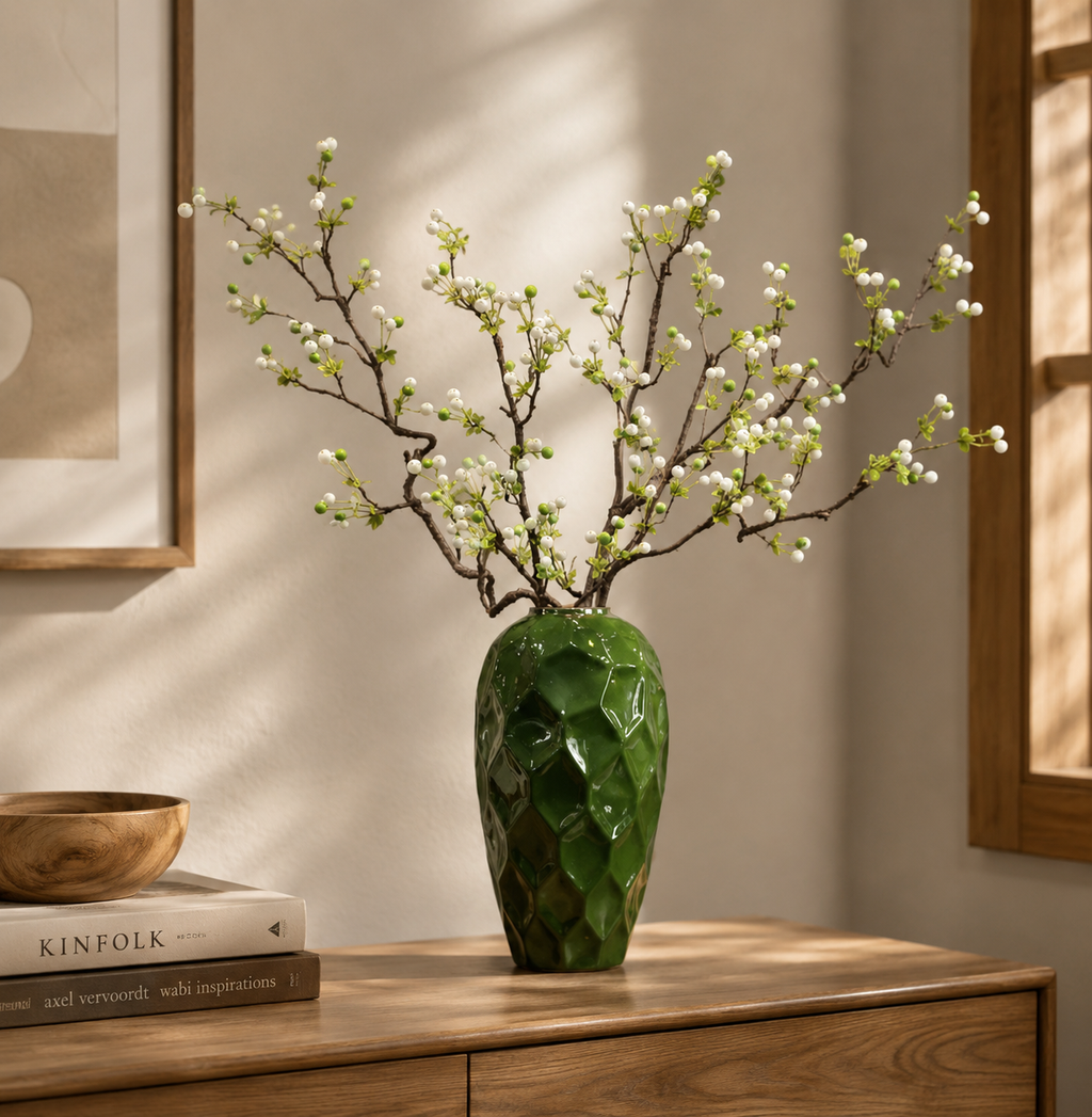 AVELLO Jade™Vase